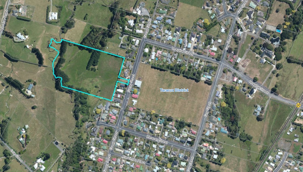Aerial map of 39 Gregg Street and surrounding area, with the property boundary highlighted in cyan