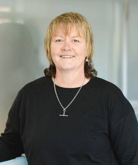 Nicola Phillips