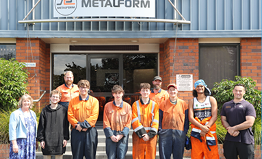 Metalform support MTFJ with 6 new apprentices