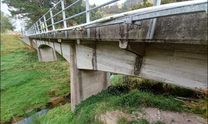 Alfredton Bridge